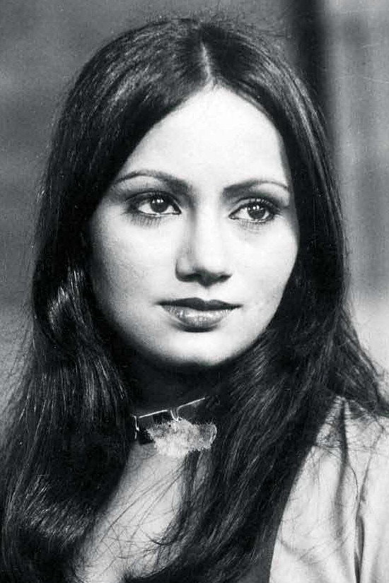 Ranjeeta Kaur as Noora in Baazi