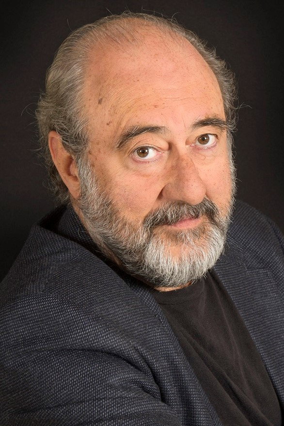 José Ángel Egido as Amalio in El mundo de Juan Lobón