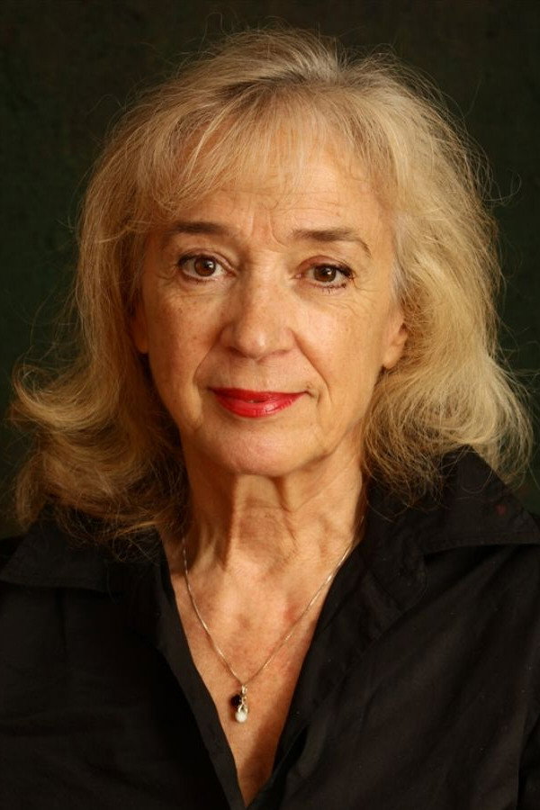 Geneviève Thénier as Geneviève in Love at Sea