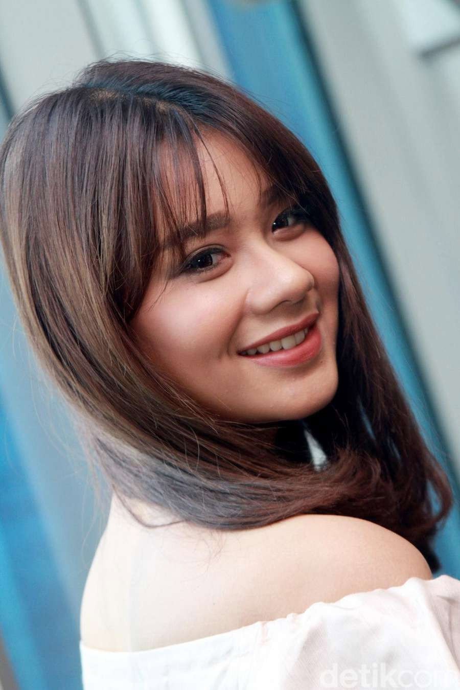 Amanda Zevanya as Chika in Let's Run