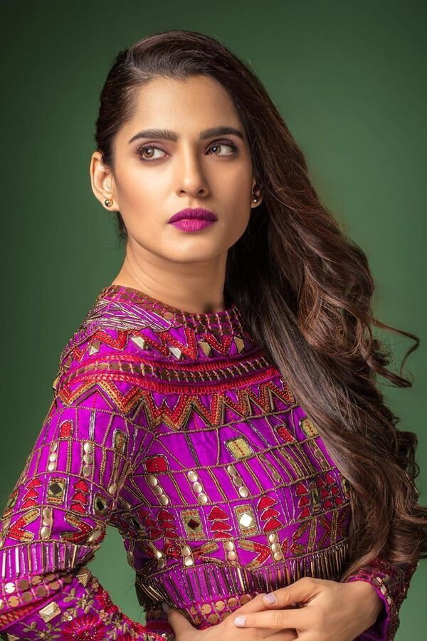 Priya Bapat as Reema in Chakki
