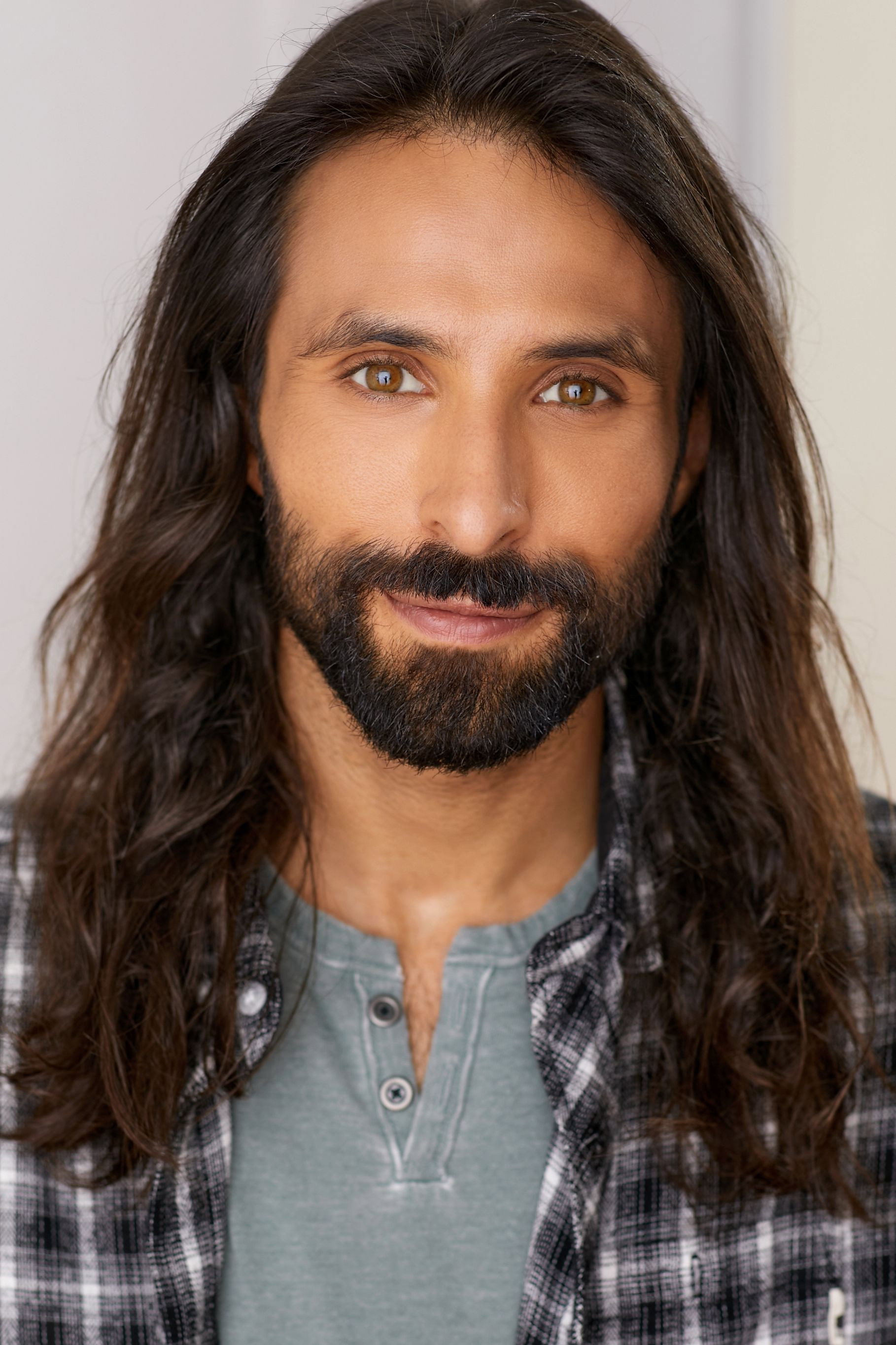 Mitch Lerner as Freeman in 40 Days and Nights