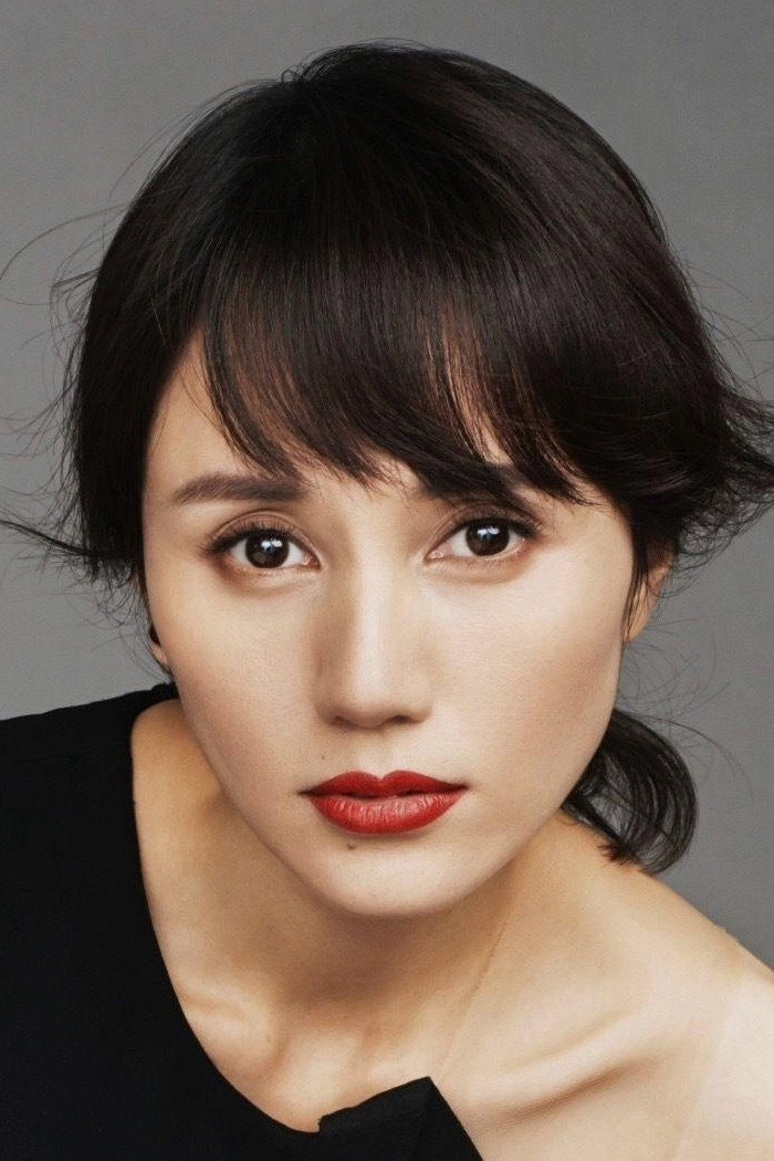 袁泉 as 苏樱 in The Proud Twins