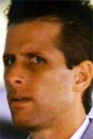 Steve Tartalia as Lennox in Edge