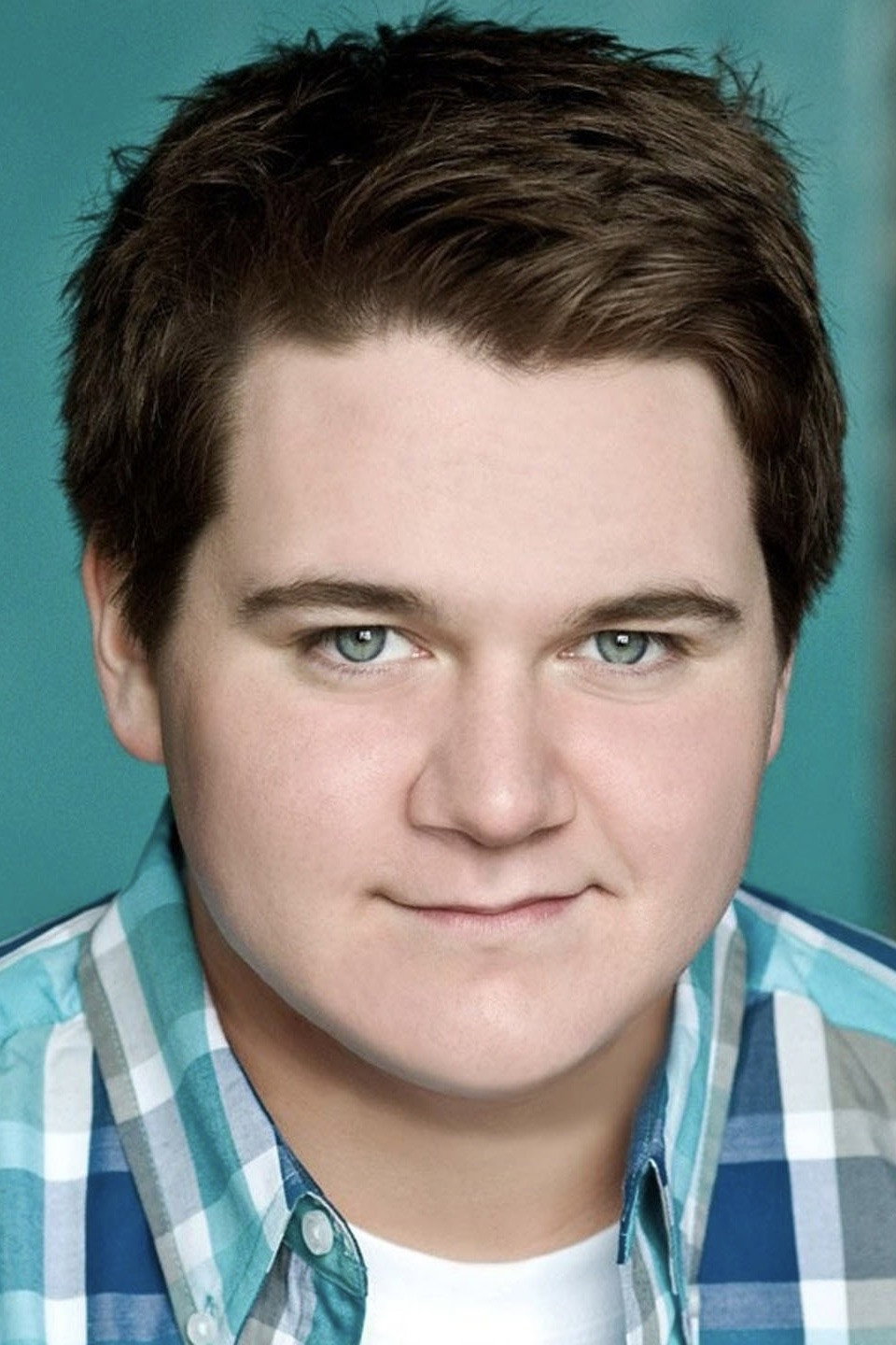 Brandon Craggs as Mike Engelberg in Bad News Bears