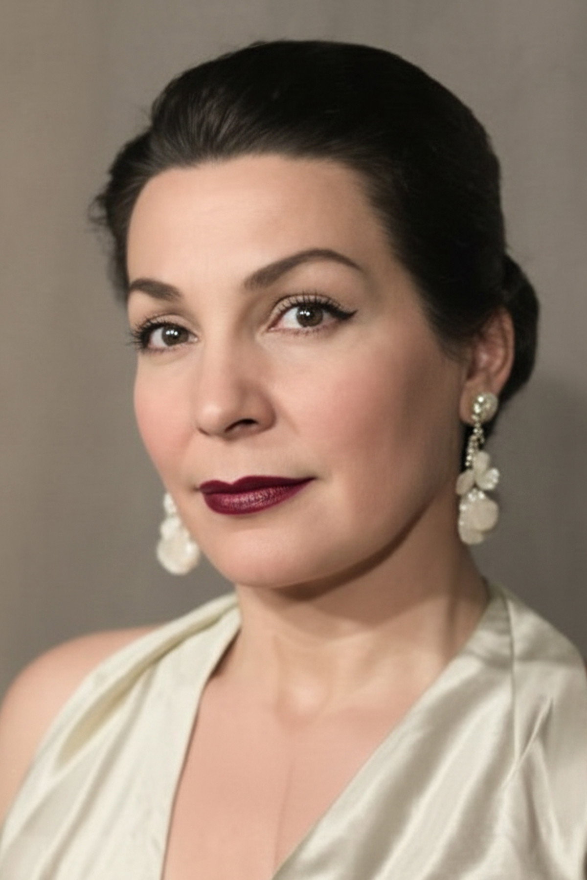 Aliye Rona as Aliye in The Stepmother