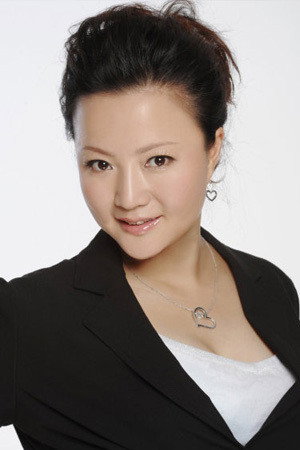 Zhou Xiaoli as Su Yun in Young Couple