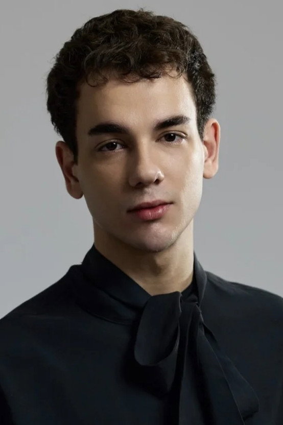 Durukan Çelikkaya as Kerem in Deeply