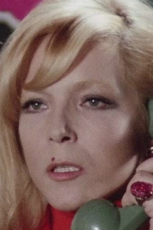 Amanda as Gisella Montani in Strip Nude for Your Killer
