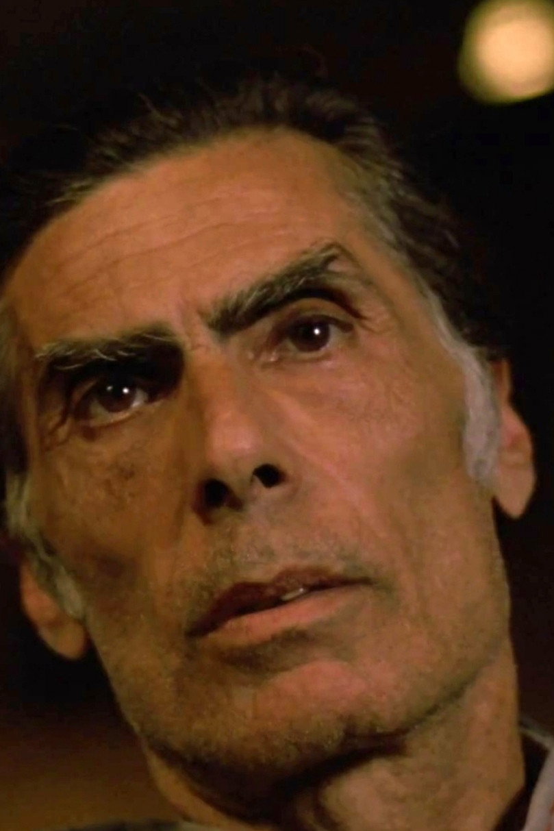 Calogero Azzaretto as conoscente e collega di Giulio in Come Home and Meet My Wife