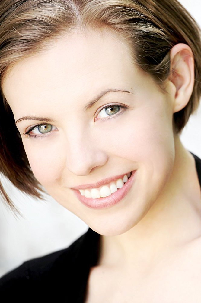 Kelly Burke as Self - Narrator (voice) in Justin Bieber: Limitless