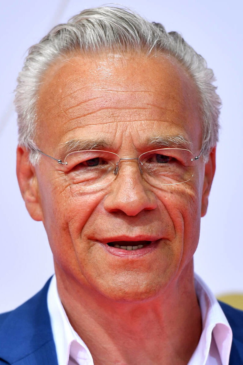 Klaus J. Behrendt as Horst Strasser in Das Inferno - Flammen über Berlin