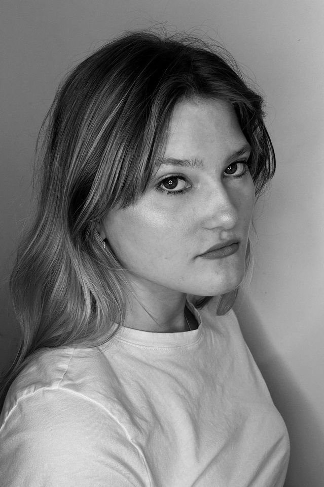 Brooklynn Crist as April in Speed Therapy
