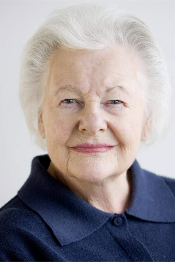 Kate Harcourt as Nan in Apron Strings