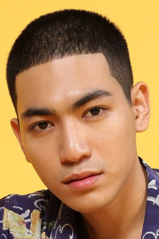 Boat Anakame Binsaman as M in I Am Your King