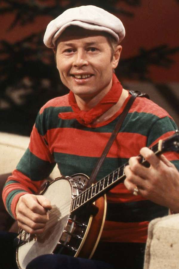 Freddy Fræk Poulsen as Frede in Sonya Series