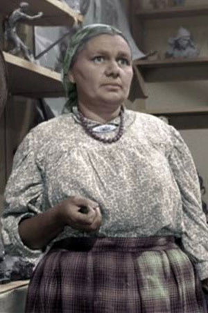 Надежда Животова as Nastasya Petrovna in Belugin's Wedding