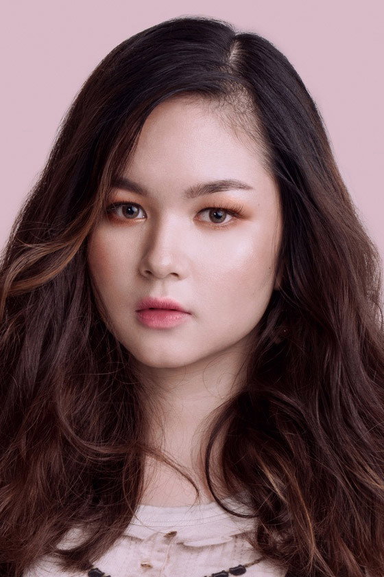 Eliza Pineda as Saranelle "Sarah" Magalang in Kung Fu Kids