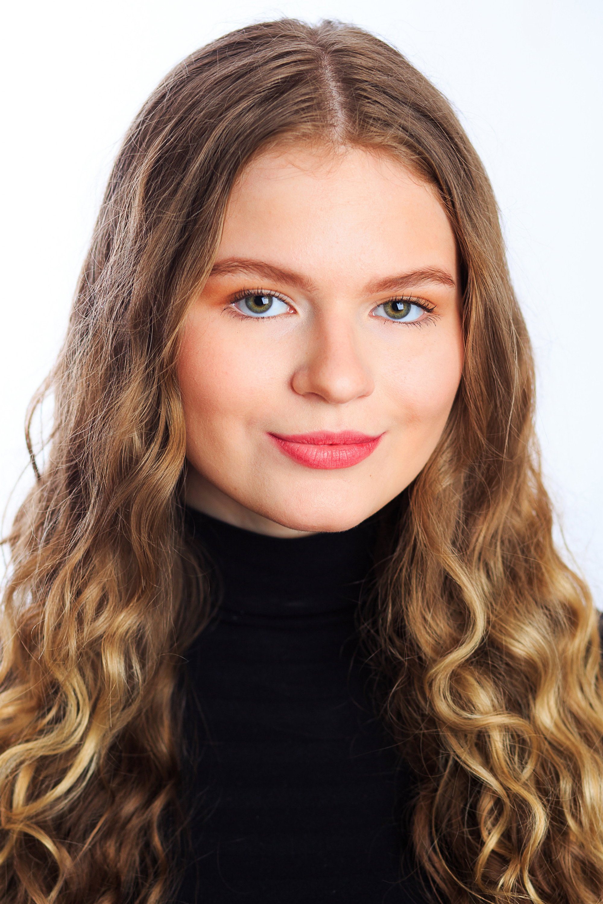 Macy Jacob as Lucy in The Pregnancy Promise