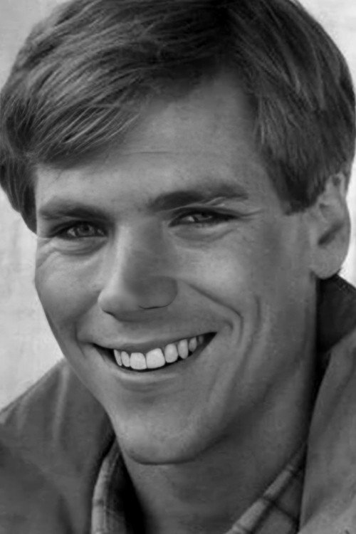 Patrick Houser as Billy Pike in Outlaws