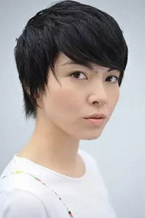 玉井夕海 as Ishû Benikawa (voice) in Xam'd: Lost Memories