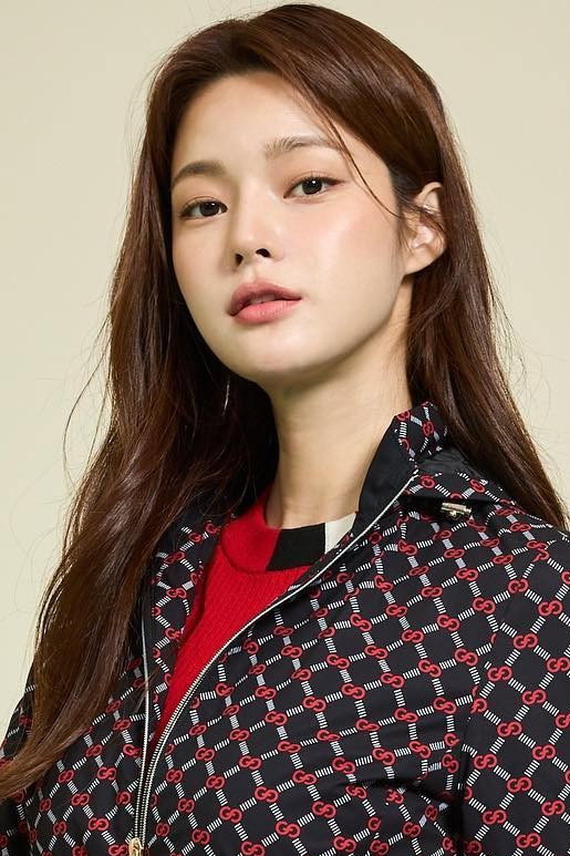 한으뜸 as Kim Yi-ri in Valid Love
