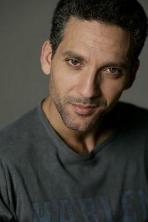 Giuseppe Fiorello as Ettore Gigli in La guerra è finita