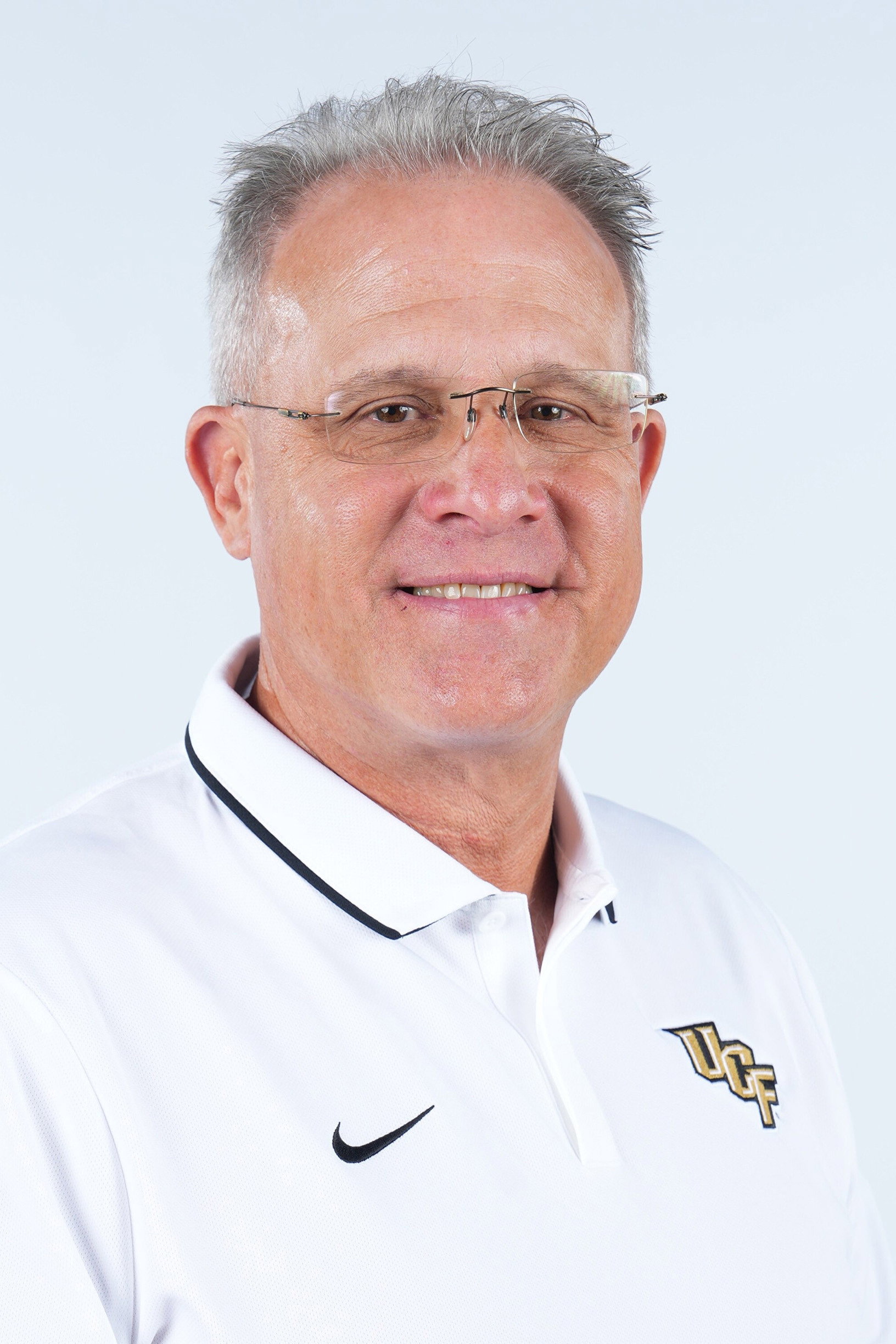 Gus Malzahn as Self in A New Day: The Story of the 2013 Auburn Tigers