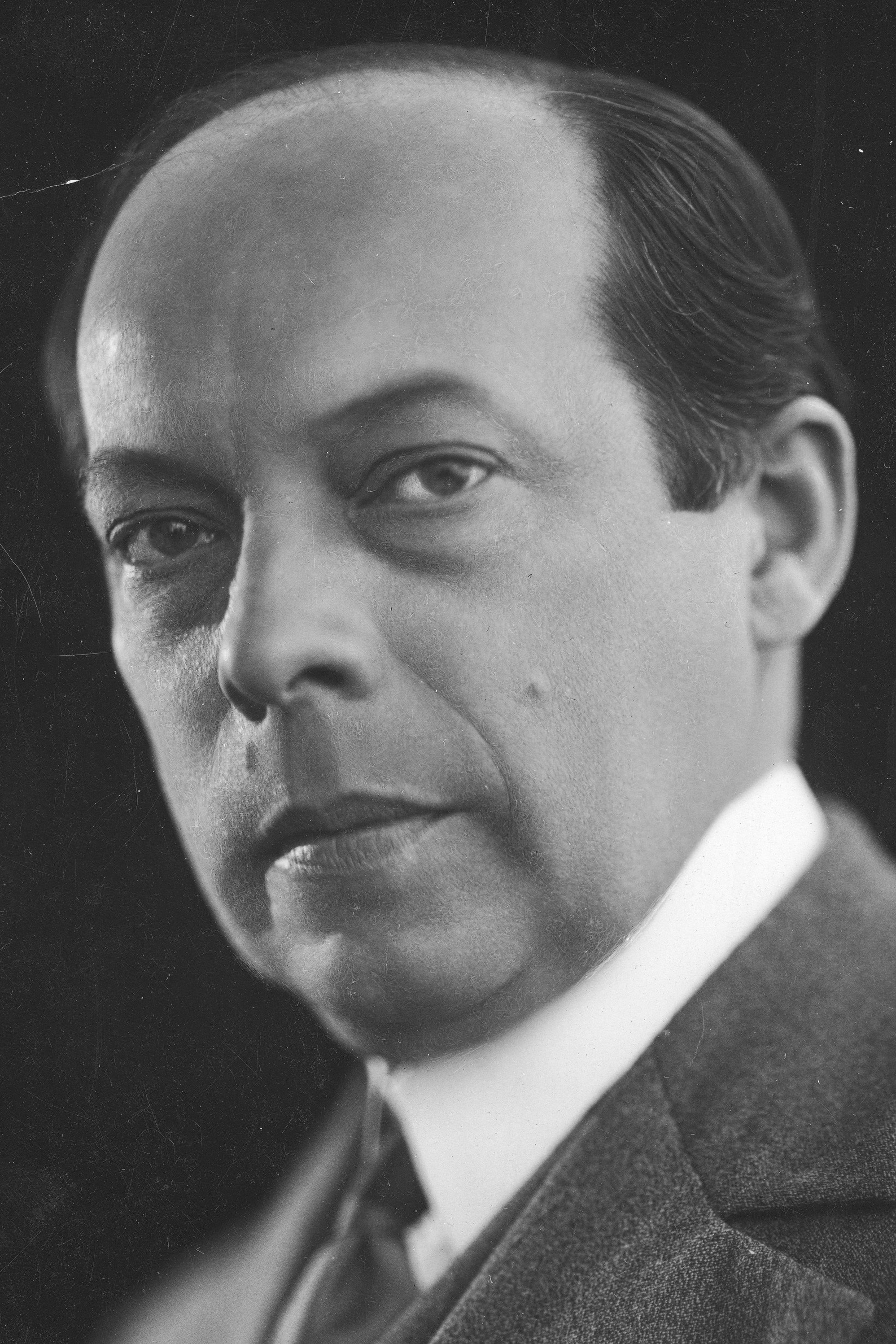Wladyslaw Starewicz as Self (archive footage) in The Bug Trainer