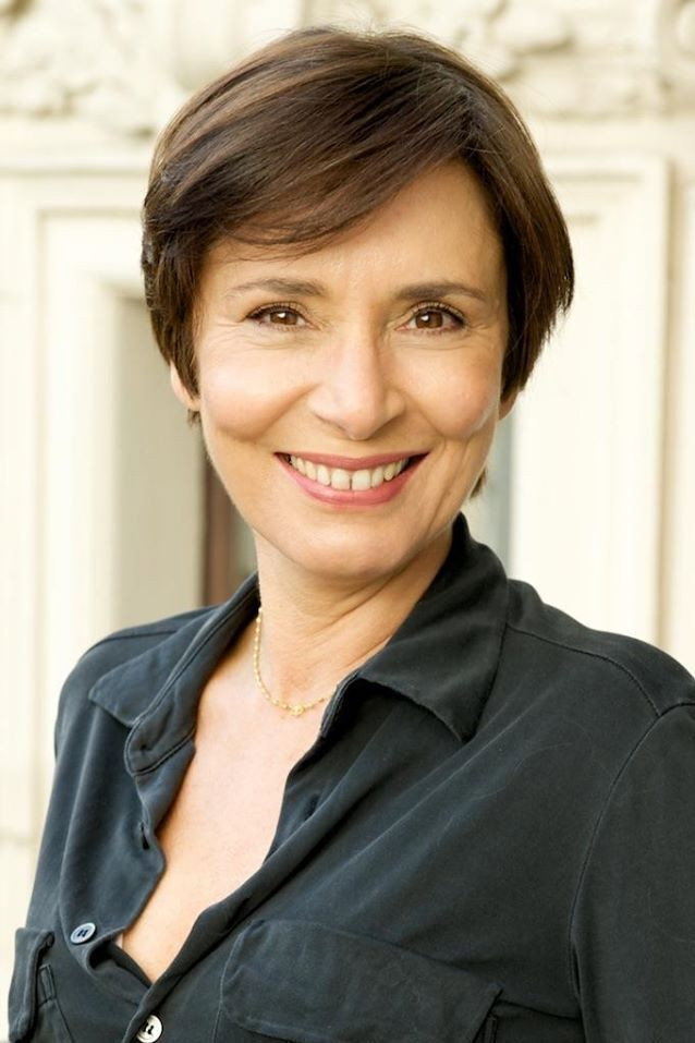 Ute Willing as Cordula Bastrop in Die Straße