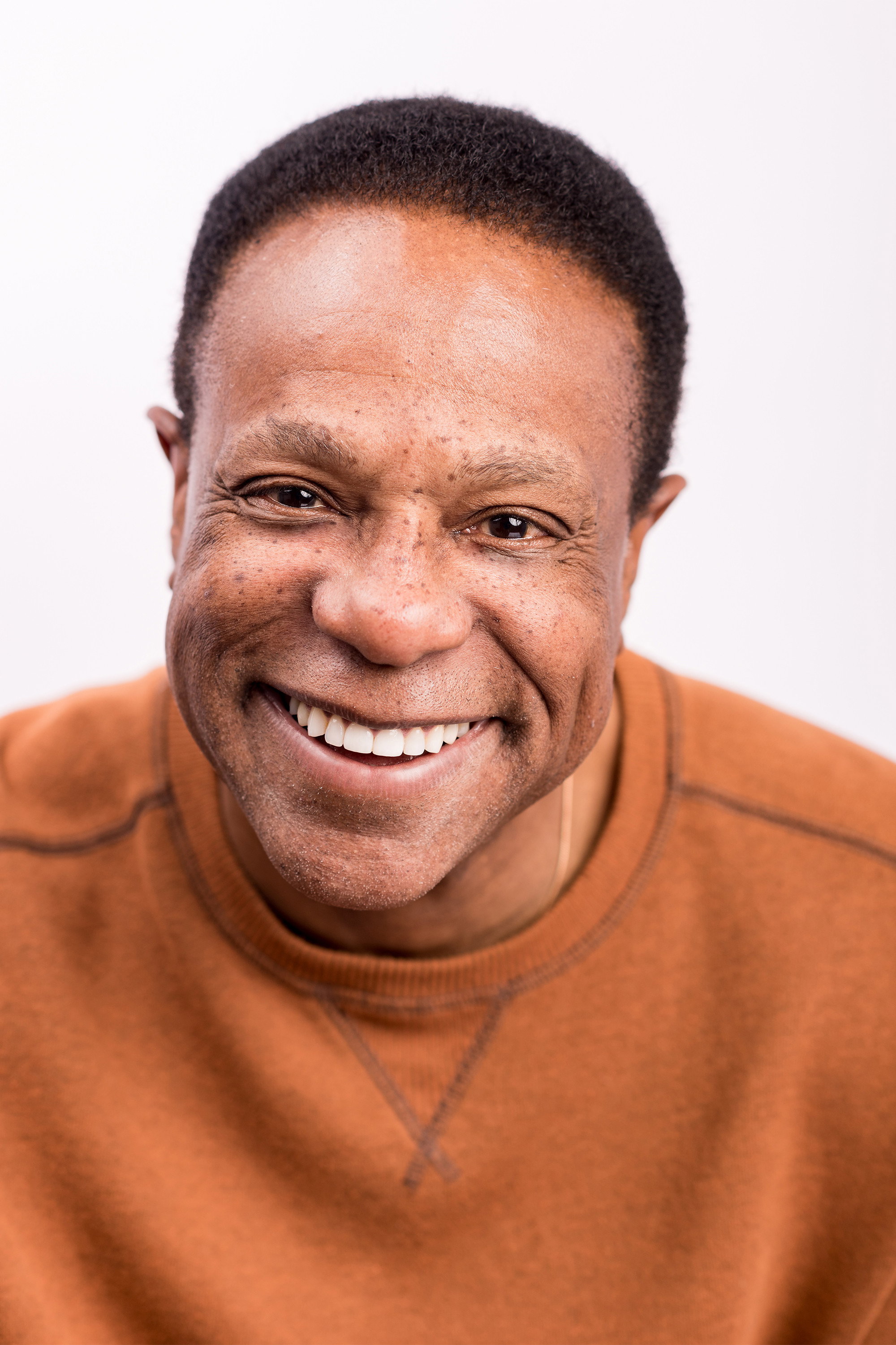 Brian Copeland as Lee in The Bucket List
