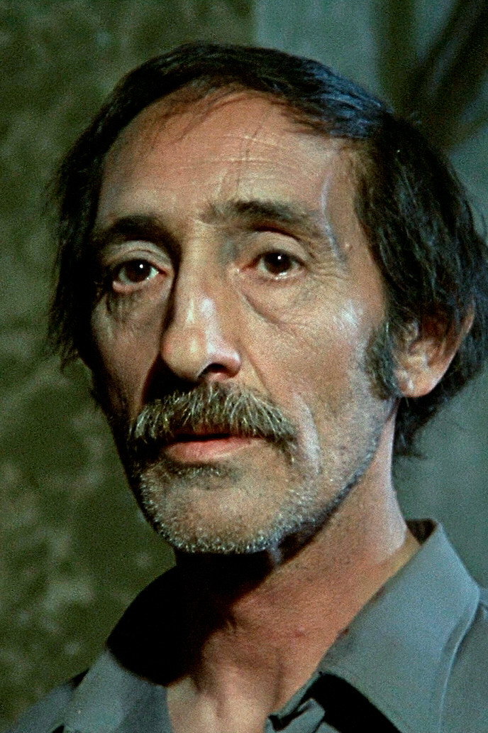 Luis Ciges as P. Tinto in The Miracle of P. Tinto