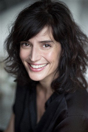 Hélène Seuzaret as Louise de Breuil in Murder In La Rochefoucauld