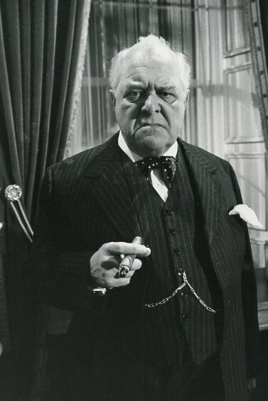 Wensley Pithey as Mr. Liversedge in Beasts: Special Offer