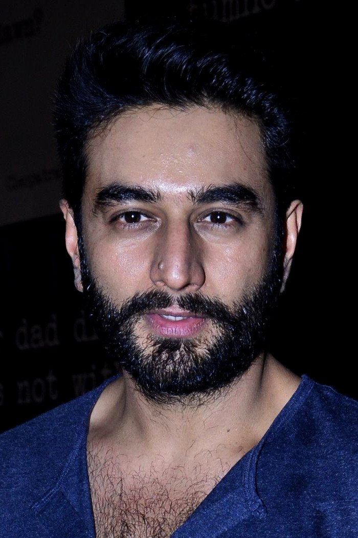 Shekhar Ravjiani as Jaideep in Neerja