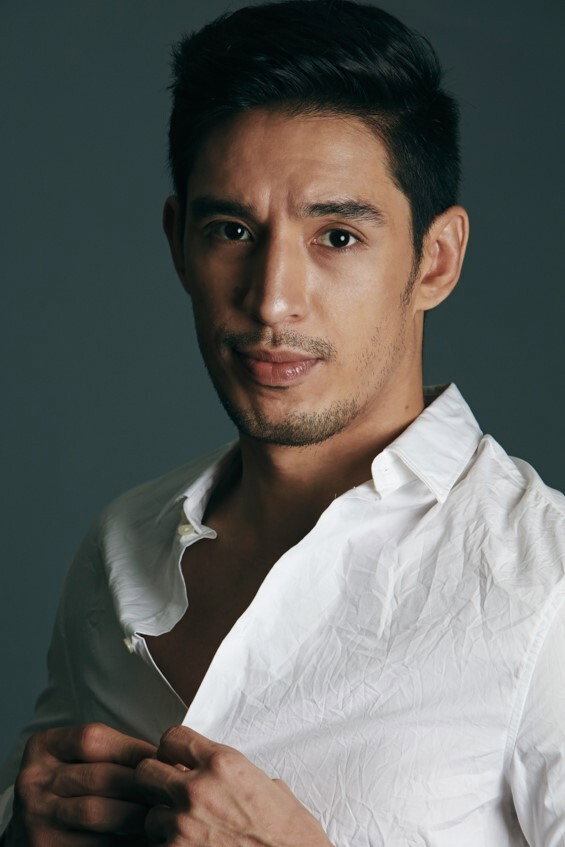 Ali Khatibi as Manager Leon in Shoot Shoot! Di Ko Siya Titigilan!