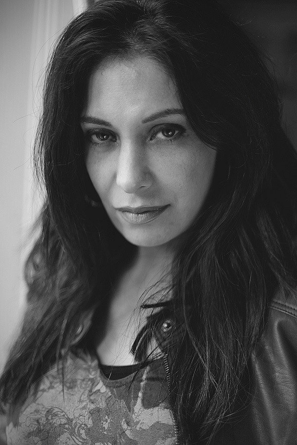 Ghizala Avan as Rukhsana Khan in Ae Fond Kiss...