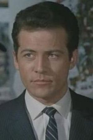 Paul Ferris as David Marlowe in The Baron