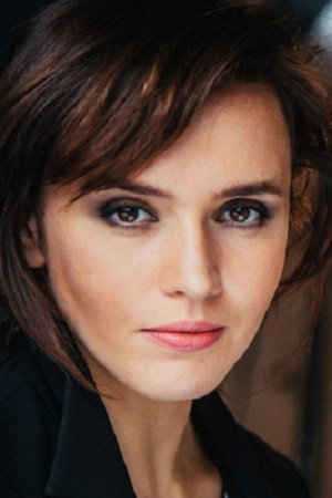 Янина Мелехова as Isabella Ivanovskaya in Адвокатъ Ардашевъ. Тайна персидского обоза
