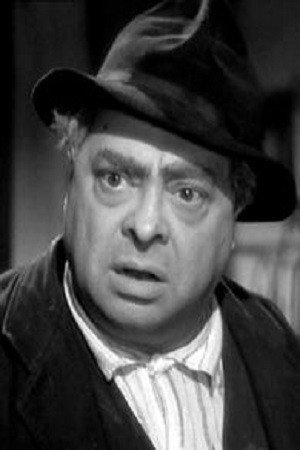 Gino Saltamerenda as il Panza (uncredited) in Shoeshine