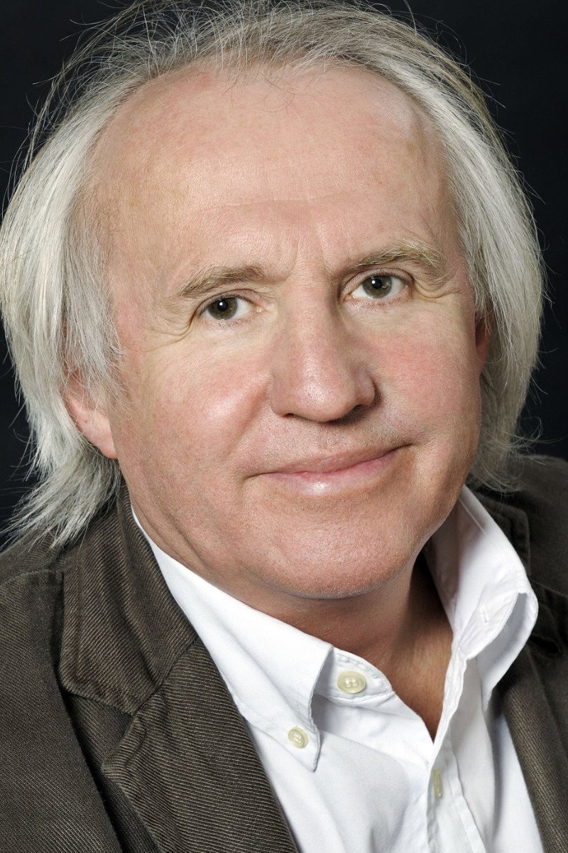 Olivier Saladin as Olivier, le père in Bloody Oranges