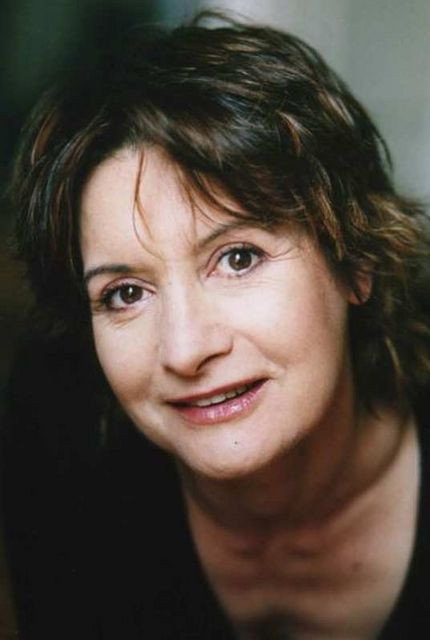 Raphaëline Goupilleau as Mireille in I Don't Kiss