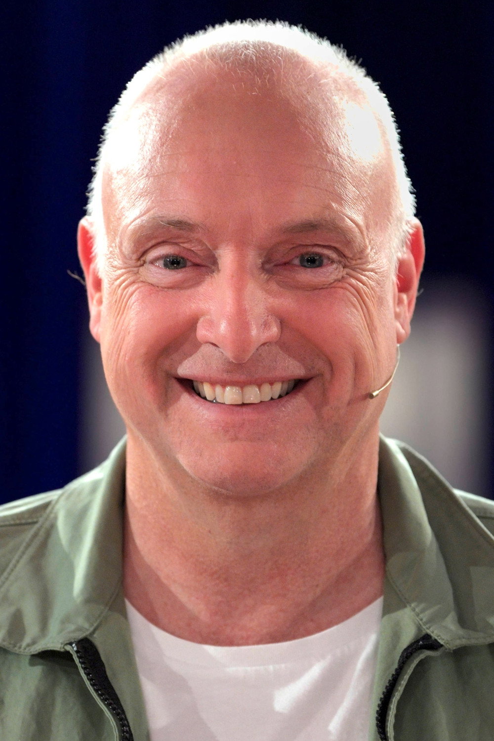Frank Buschmann as Self - Moderator in Ninja Warrior Germany Kids