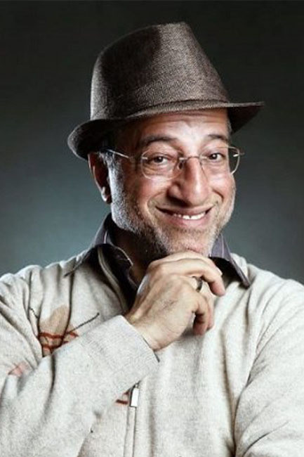 علیرضا خمسه as The Godfather in The Man with a Thousand Faces