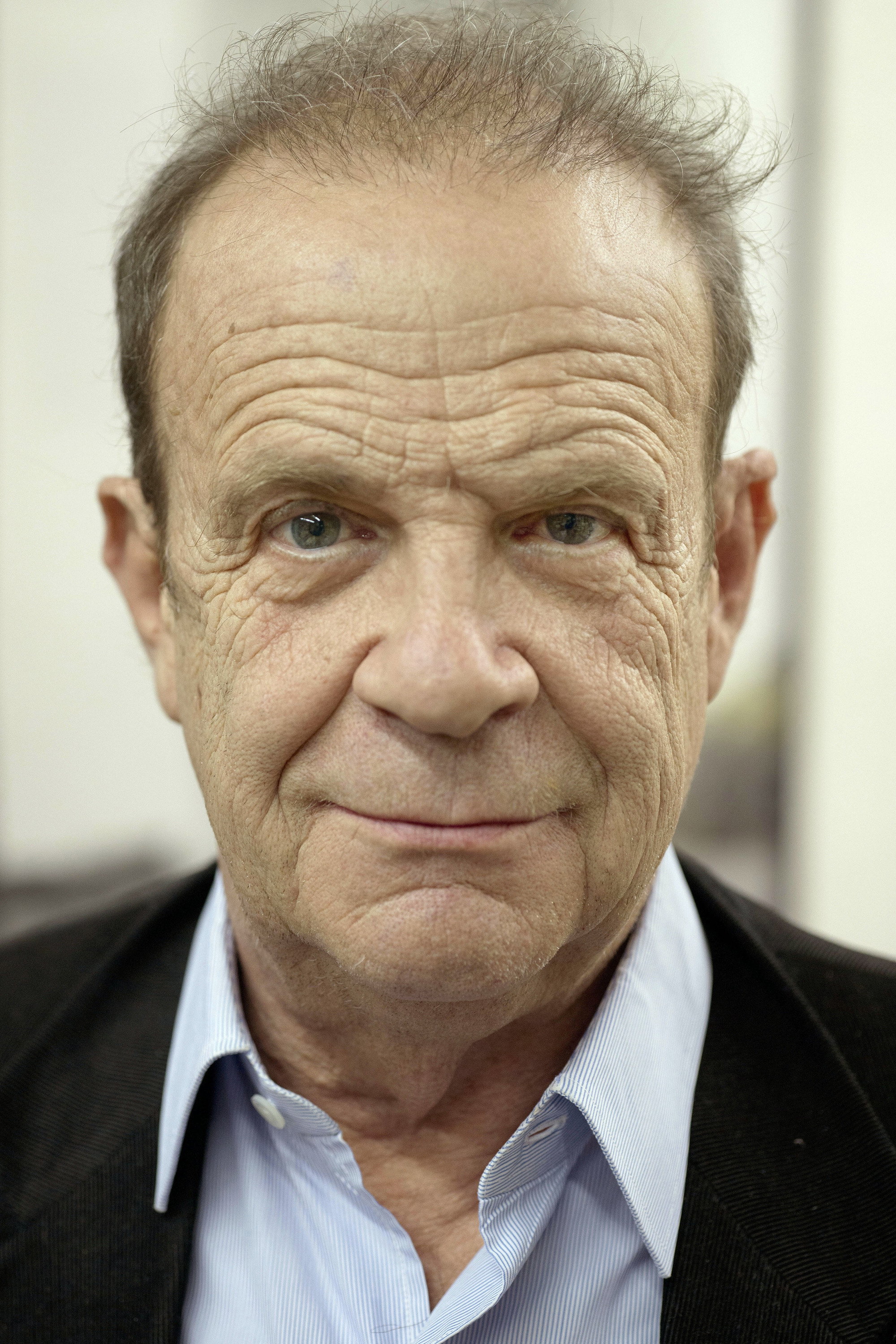 François-Marie Banier as Walter in Rosette vole les voleurs