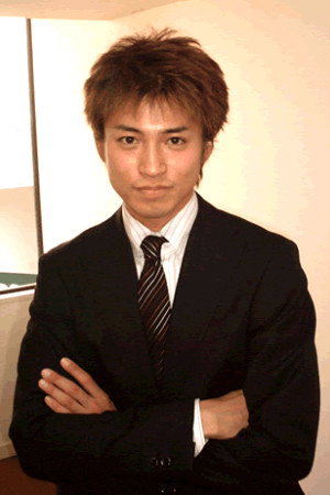原田篤 as Shô Tatsumi in Kyuukyuu Sentai GoGoFive