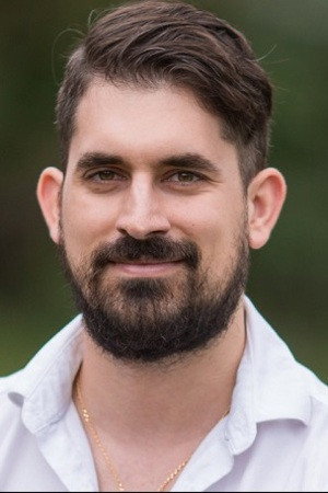 Ricard Cussó as Augustus The Toad (voice) in The Wishmas Tree