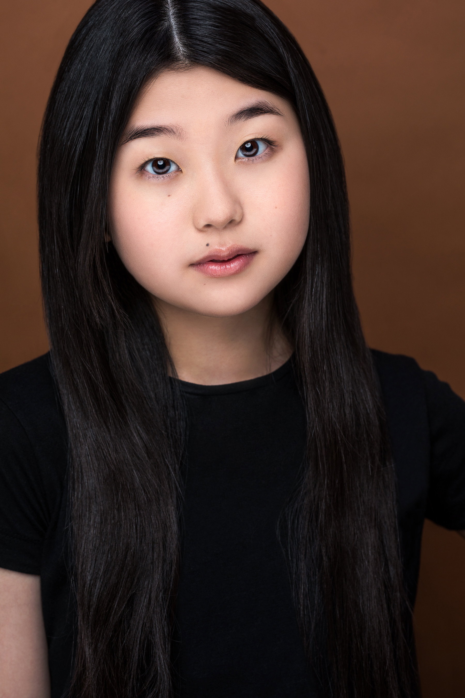 Kylie Kuioka as Emiko (voice) in Paws of Fury: The Legend of Hank