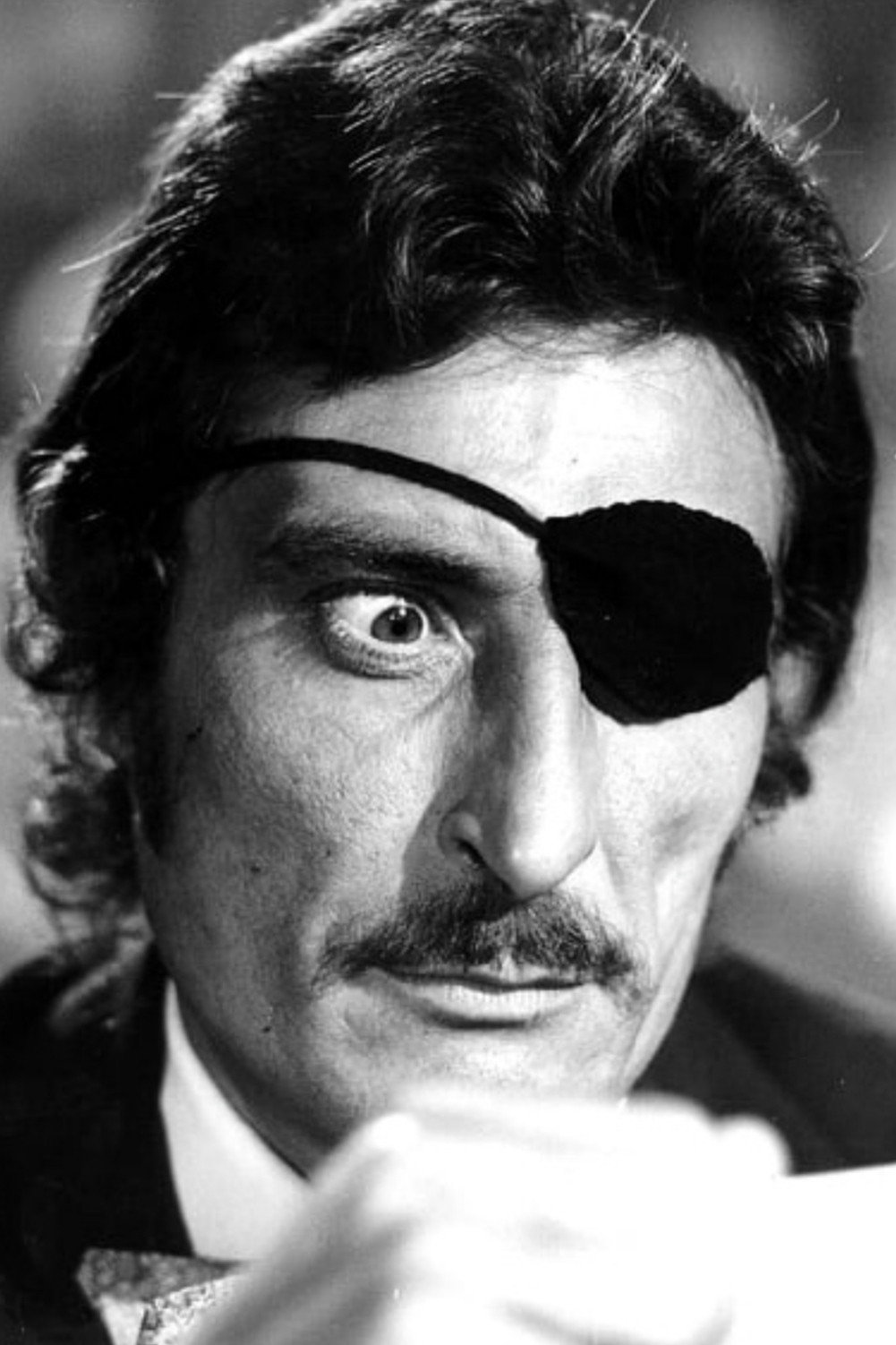 Gilberto Galimberti as Theo in The Ten Million Dollar Grab