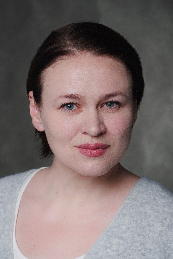 Юлия Полынская as Klavdiya in Селфи с судьбой